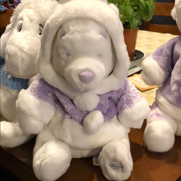 white winnie the pooh plush